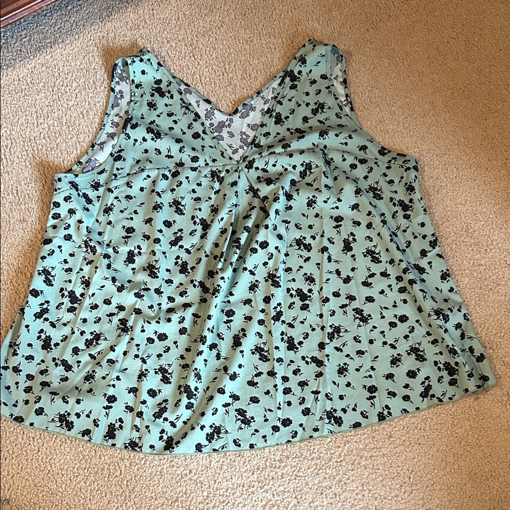 SHEIN Mint Green Floral Tank Top